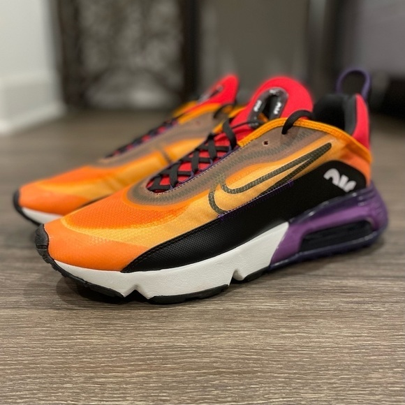 Nike Air Max 2090 Magma Orange sz 10.5 - Picture 3 of 4